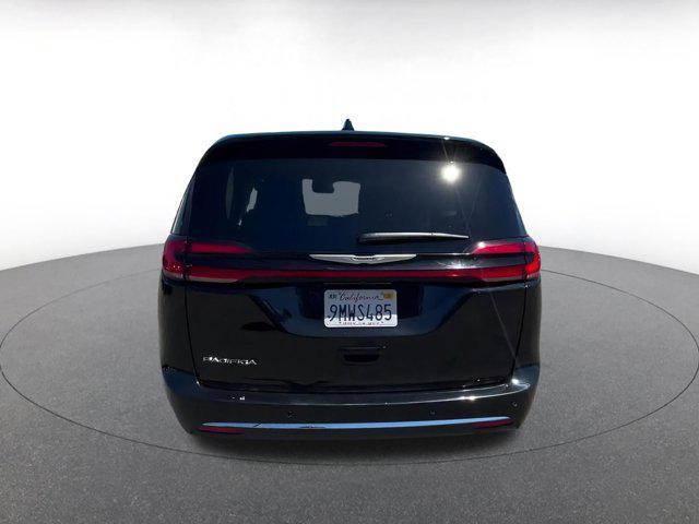 used 2024 Chrysler Pacifica car, priced at $32,560