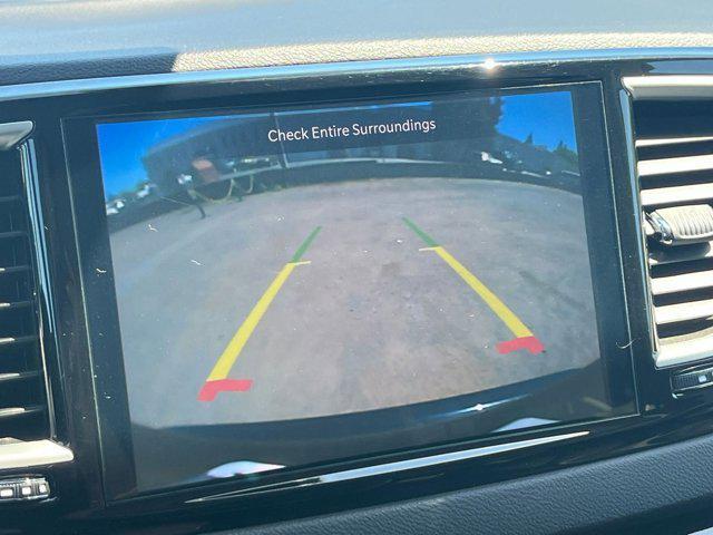 used 2024 Chrysler Pacifica car, priced at $32,560