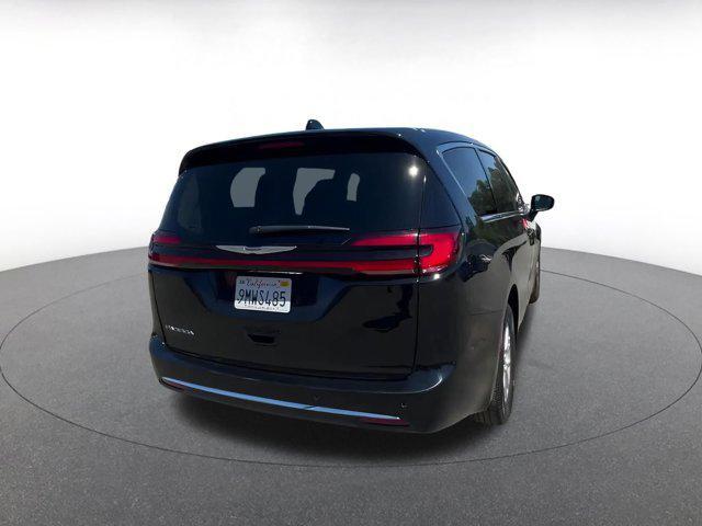 used 2024 Chrysler Pacifica car, priced at $32,560