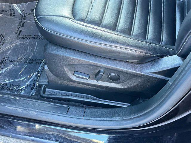 used 2023 Ford Edge car, priced at $18,021