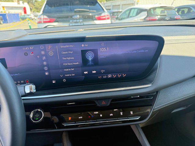 used 2024 Buick Envision car, priced at $26,059