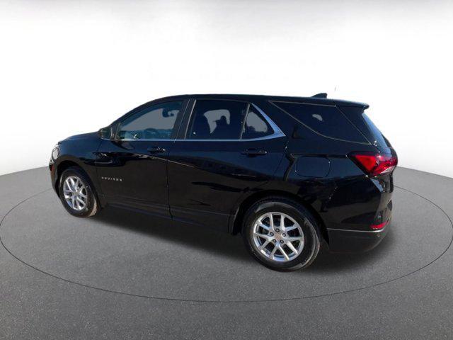 used 2024 Chevrolet Equinox car, priced at $21,307