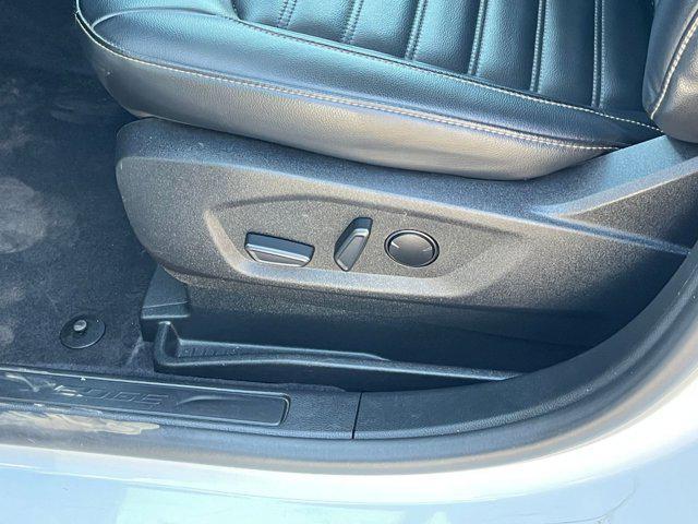 used 2023 Ford Edge car, priced at $18,603