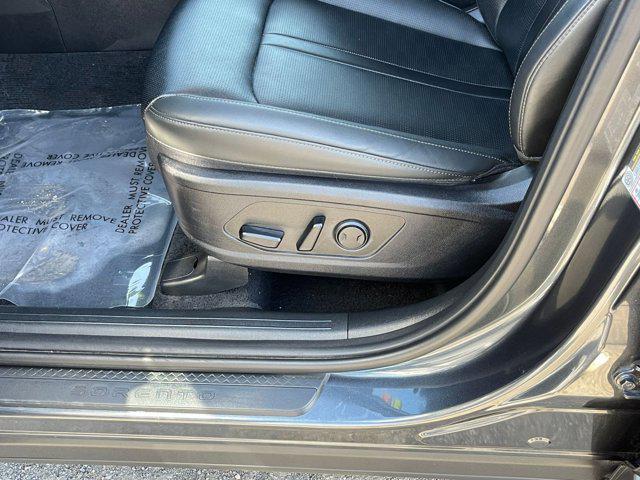used 2024 Kia Sorento car, priced at $29,755