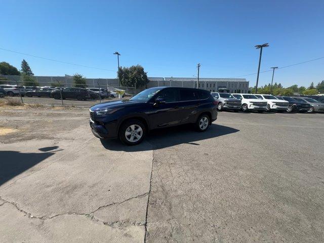 used 2023 Toyota Highlander car, priced at $34,905