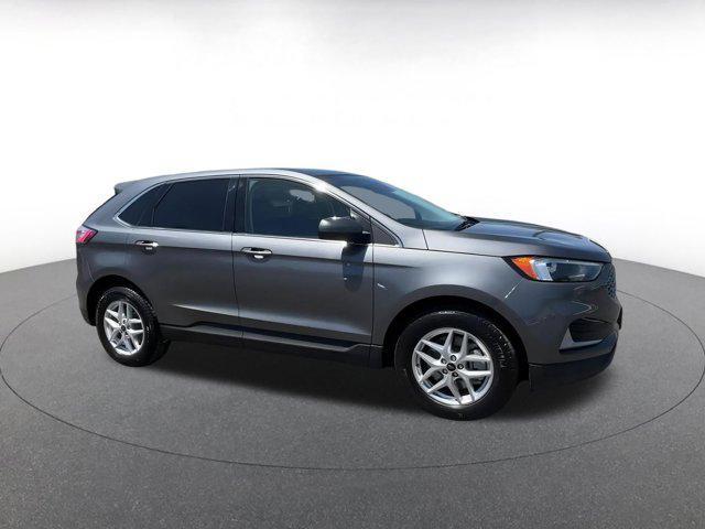used 2024 Ford Edge car, priced at $26,198
