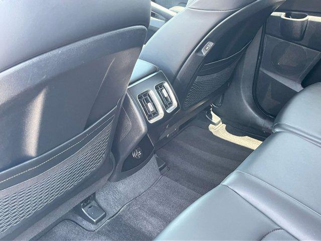 used 2024 Kia Sorento car, priced at $30,552