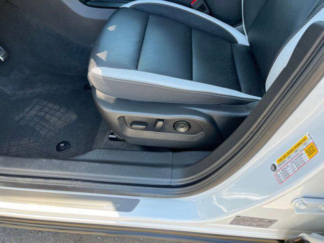 used 2024 Buick Envision car, priced at $27,405