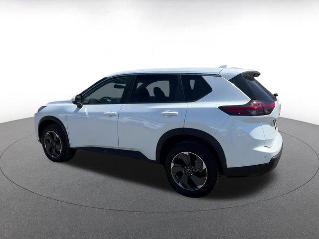 used 2024 Nissan Rogue car, priced at $24,567