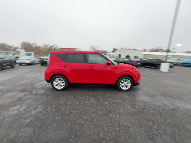 used 2024 Kia Soul car, priced at $16,712