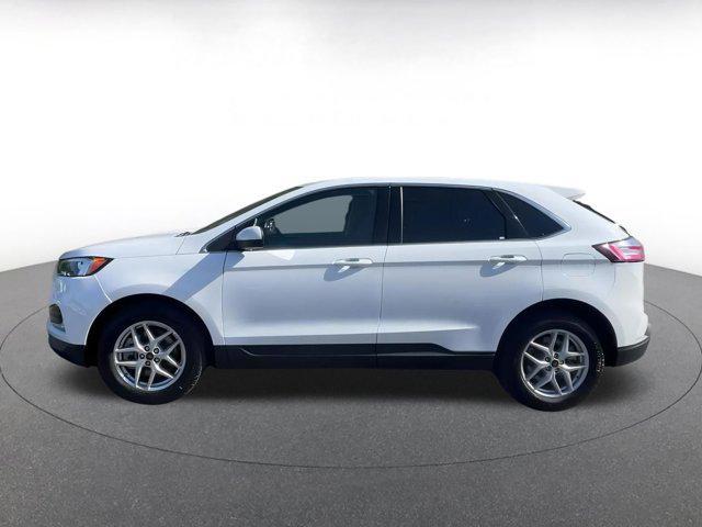 used 2024 Ford Edge car, priced at $26,067