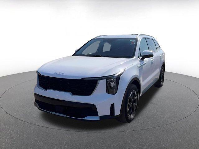 used 2024 Kia Sorento car, priced at $29,138