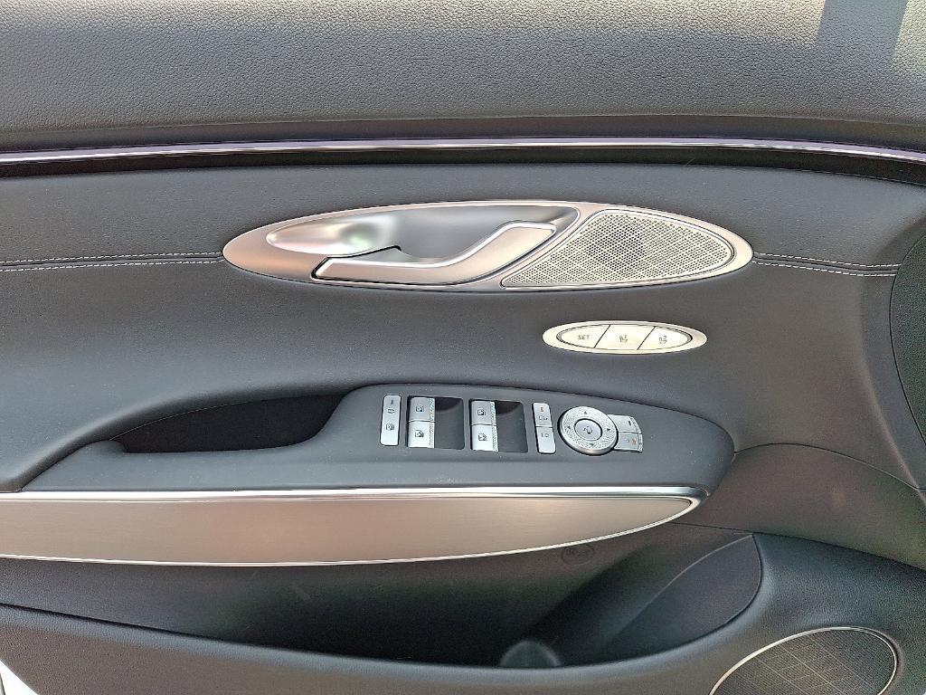 used 2026 Genesis GV70 car