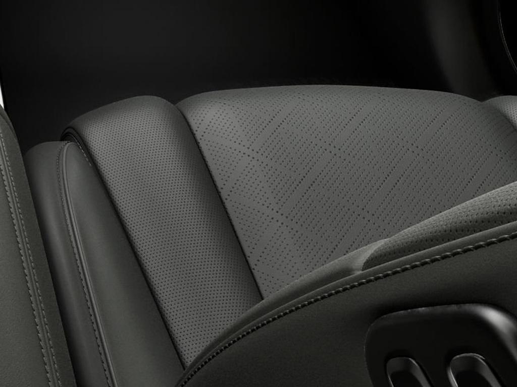 new 2025 Genesis GV80 car, priced at $68,925