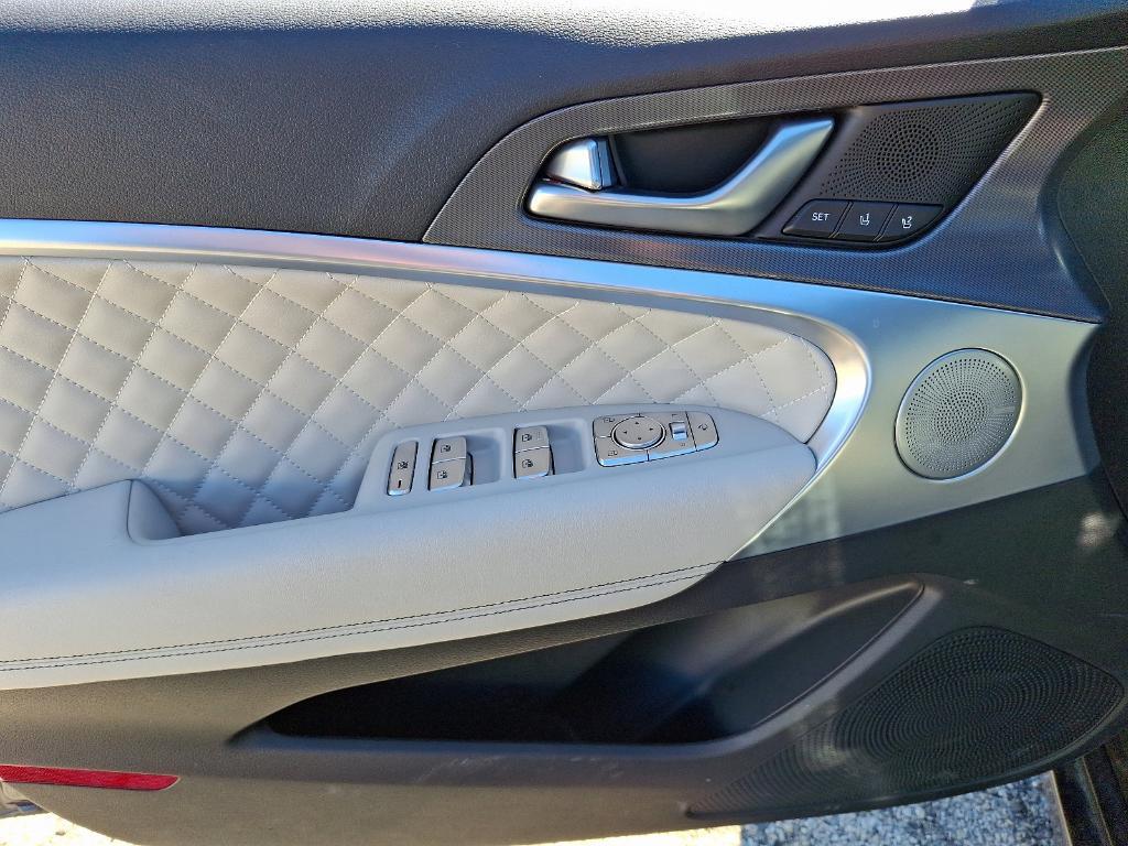 used 2025 Genesis G70 car, priced at $56,555