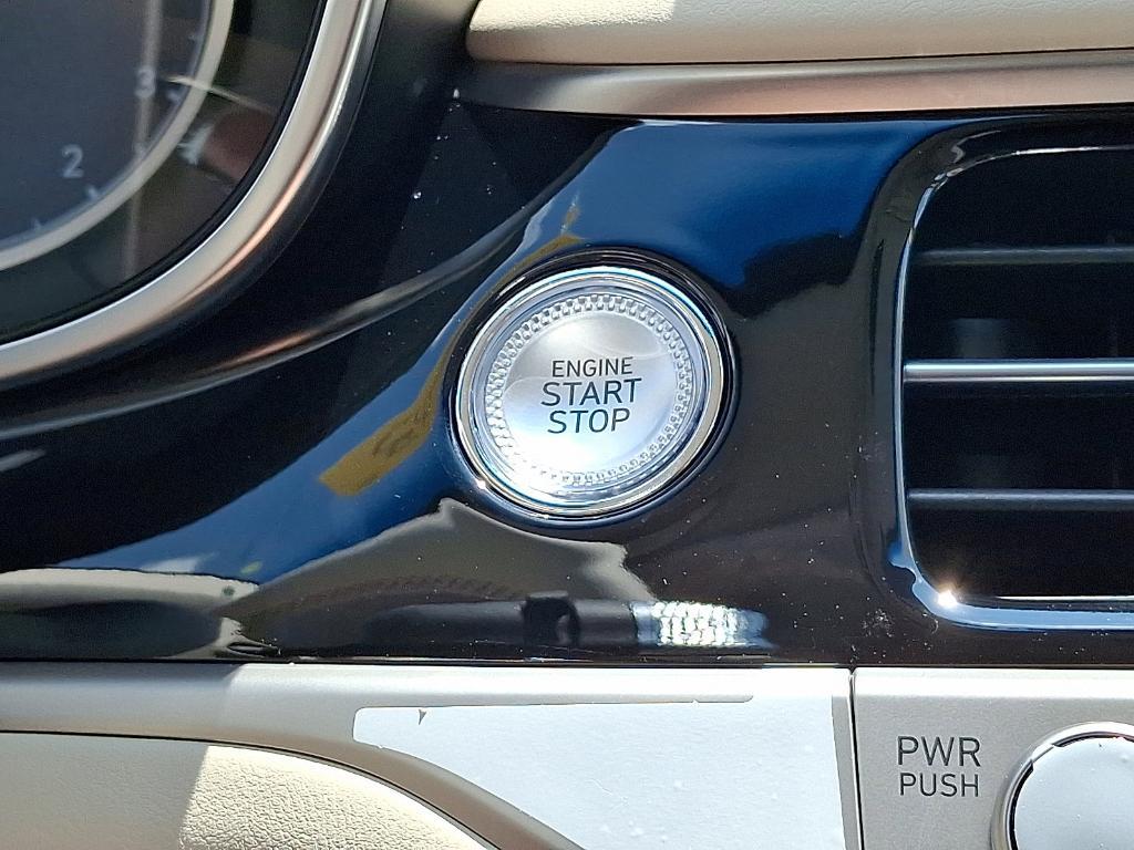 new 2026 Genesis G70 car, priced at $52,275