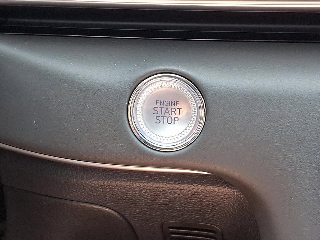 new 2026 Genesis GV80 car, priced at $78,880