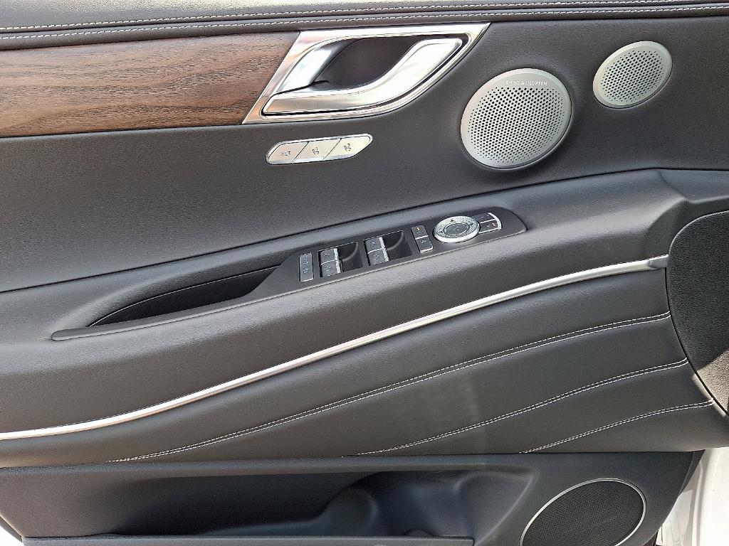 new 2026 Genesis GV80 car, priced at $78,880