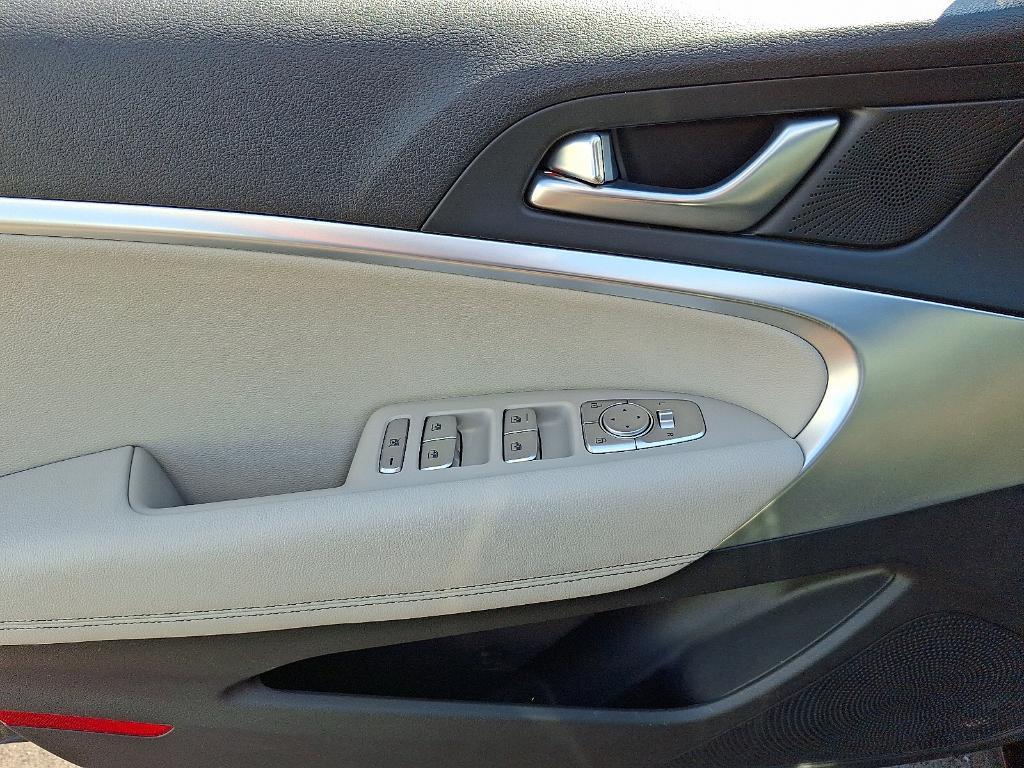 used 2022 Genesis G70 car, priced at $32,997