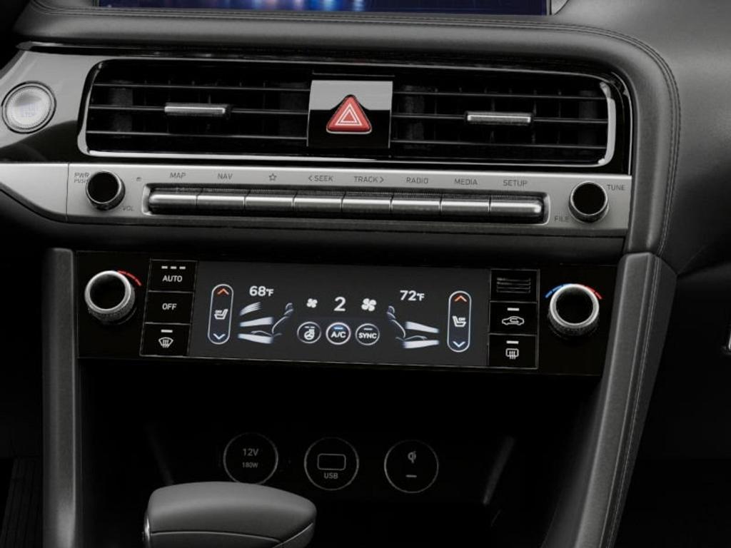 used 2025 Genesis G70 car
