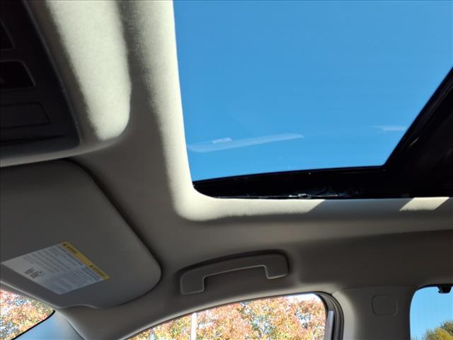 new 2025 Nissan Pathfinder car, priced at $42,525