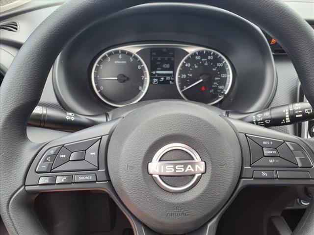 new 2025 Nissan Kicks Play car, priced at $21,949