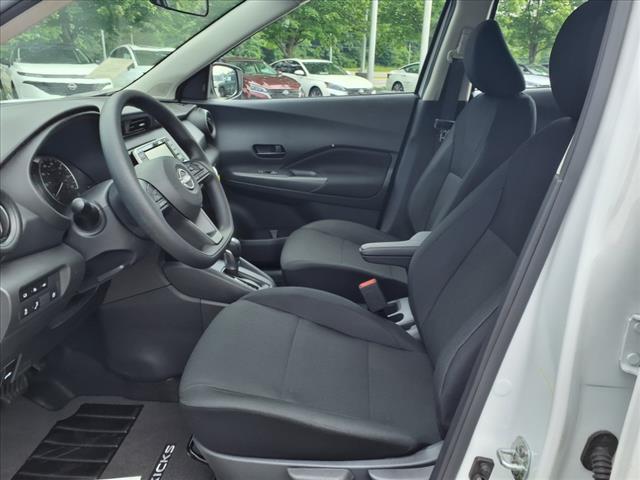 new 2025 Nissan Kicks Play car, priced at $21,949