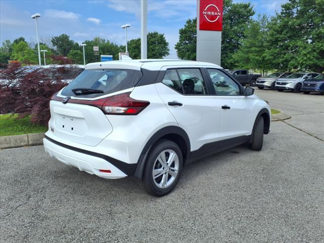 new 2025 Nissan Kicks Play car, priced at $21,949