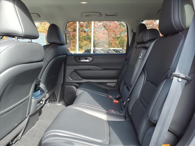 new 2025 Nissan Armada car, priced at $51,980