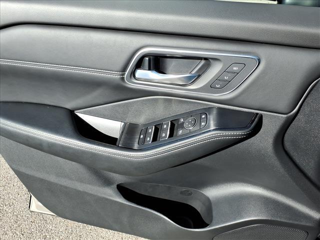 used 2024 Nissan Rogue car, priced at $31,495