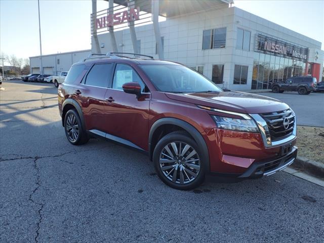 new 2024 Nissan Pathfinder car, priced at $42,795