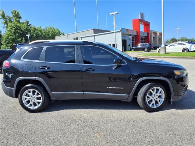 used 2019 Jeep Cherokee car, priced at $16,950