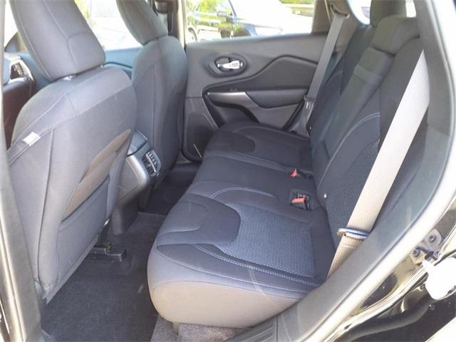 used 2019 Jeep Cherokee car, priced at $18,550