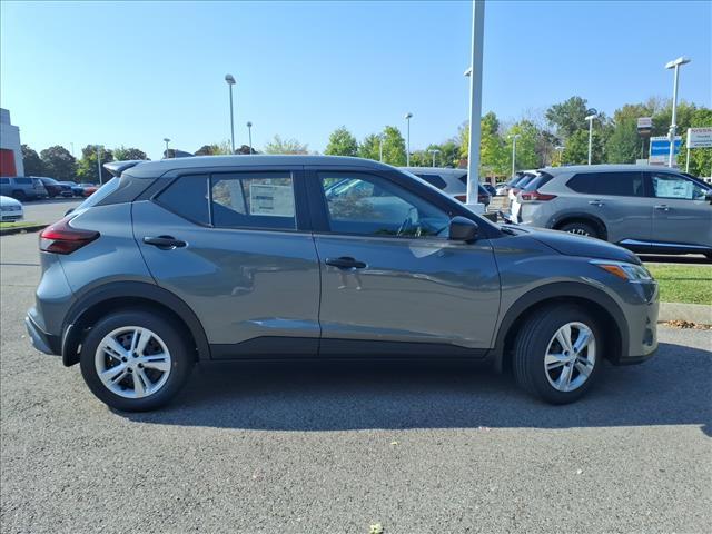 new 2025 Nissan Kicks Play car, priced at $22,289