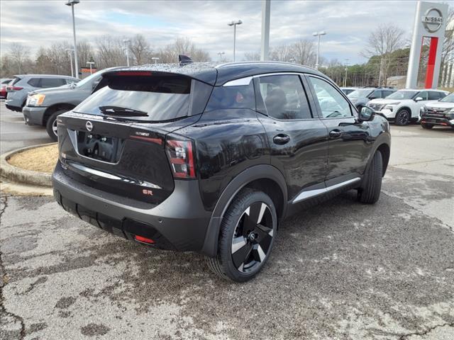 new 2025 Nissan Kicks car, priced at $28,985