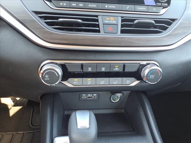 new 2025 Nissan Altima car, priced at $25,965