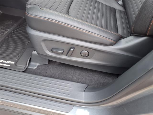 new 2025 Nissan Pathfinder car, priced at $42,557