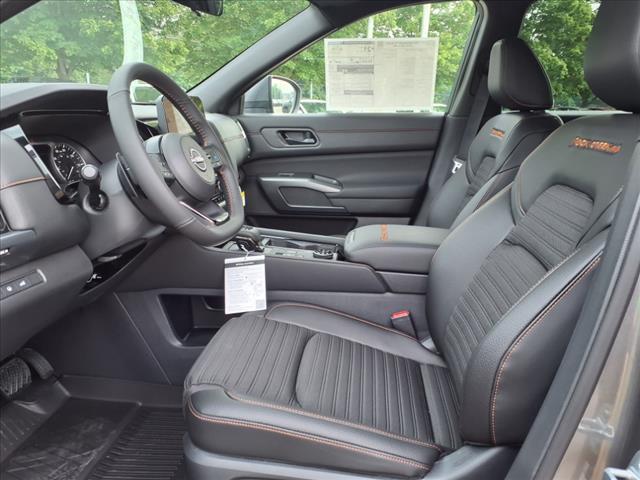 new 2025 Nissan Pathfinder car, priced at $42,557