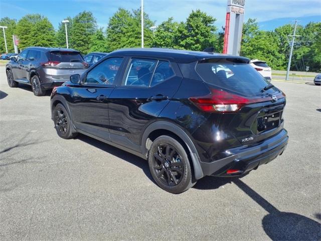 used 2024 Nissan Kicks car