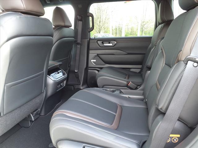 new 2025 Nissan Armada car, priced at $69,903
