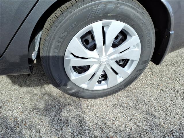 new 2025 Nissan Versa car, priced at $17,250