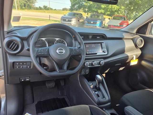 new 2025 Nissan Kicks Play car, priced at $21,871