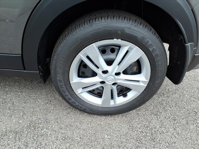 new 2025 Nissan Kicks Play car, priced at $20,865