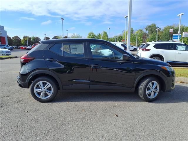 new 2025 Nissan Kicks Play car, priced at $20,275