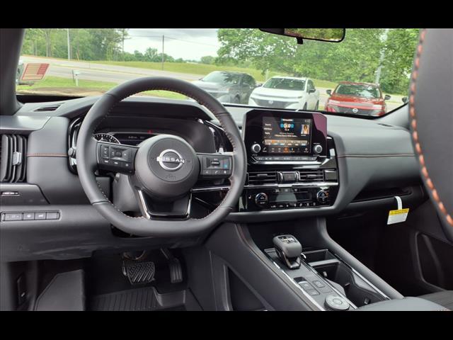 new 2025 Nissan Pathfinder car, priced at $43,505