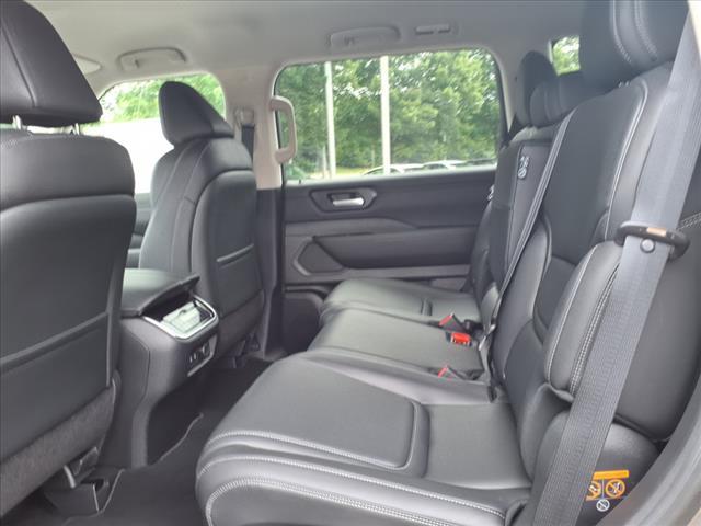 new 2025 Nissan Armada car, priced at $58,301