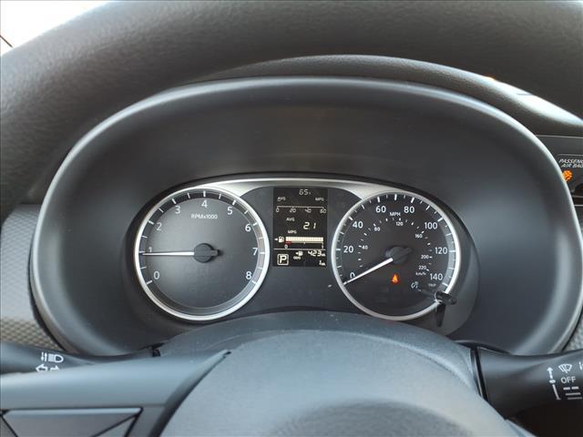 new 2025 Nissan Kicks Play car, priced at $20,865