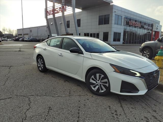 new 2025 Nissan Altima car, priced at $25,552