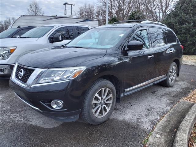 used 2013 Nissan Pathfinder car, priced at $8,900