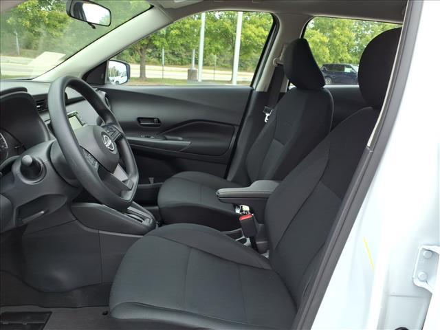 new 2025 Nissan Kicks Play car, priced at $20,865